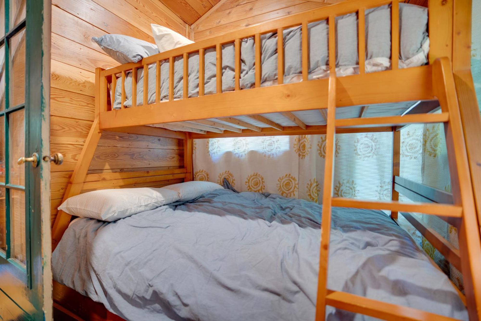 Leavenworth Cabin With Private Hot Tub! Luaran gambar