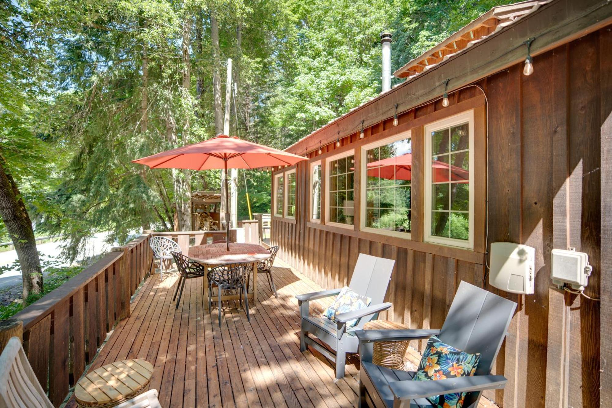 Leavenworth Cabin With Private Hot Tub! Luaran gambar